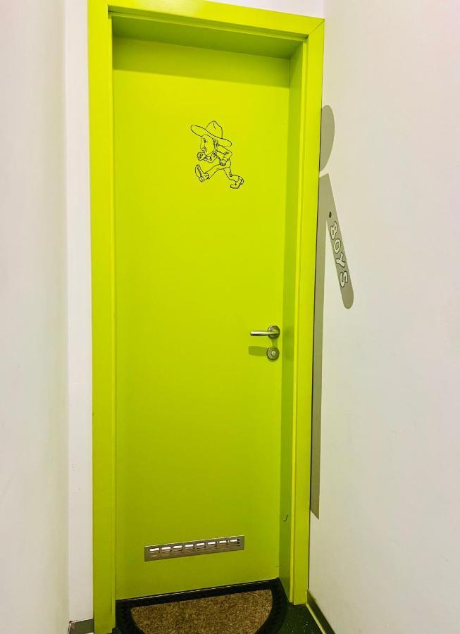 Himalayan Hostel Zagreb Ngoại thất bức ảnh