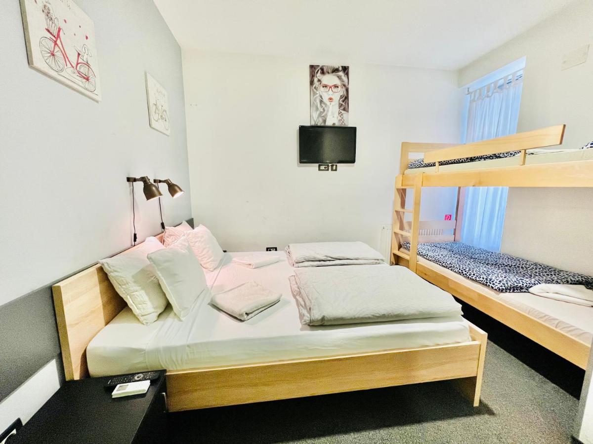 Himalayan Hostel Zagreb Ngoại thất bức ảnh