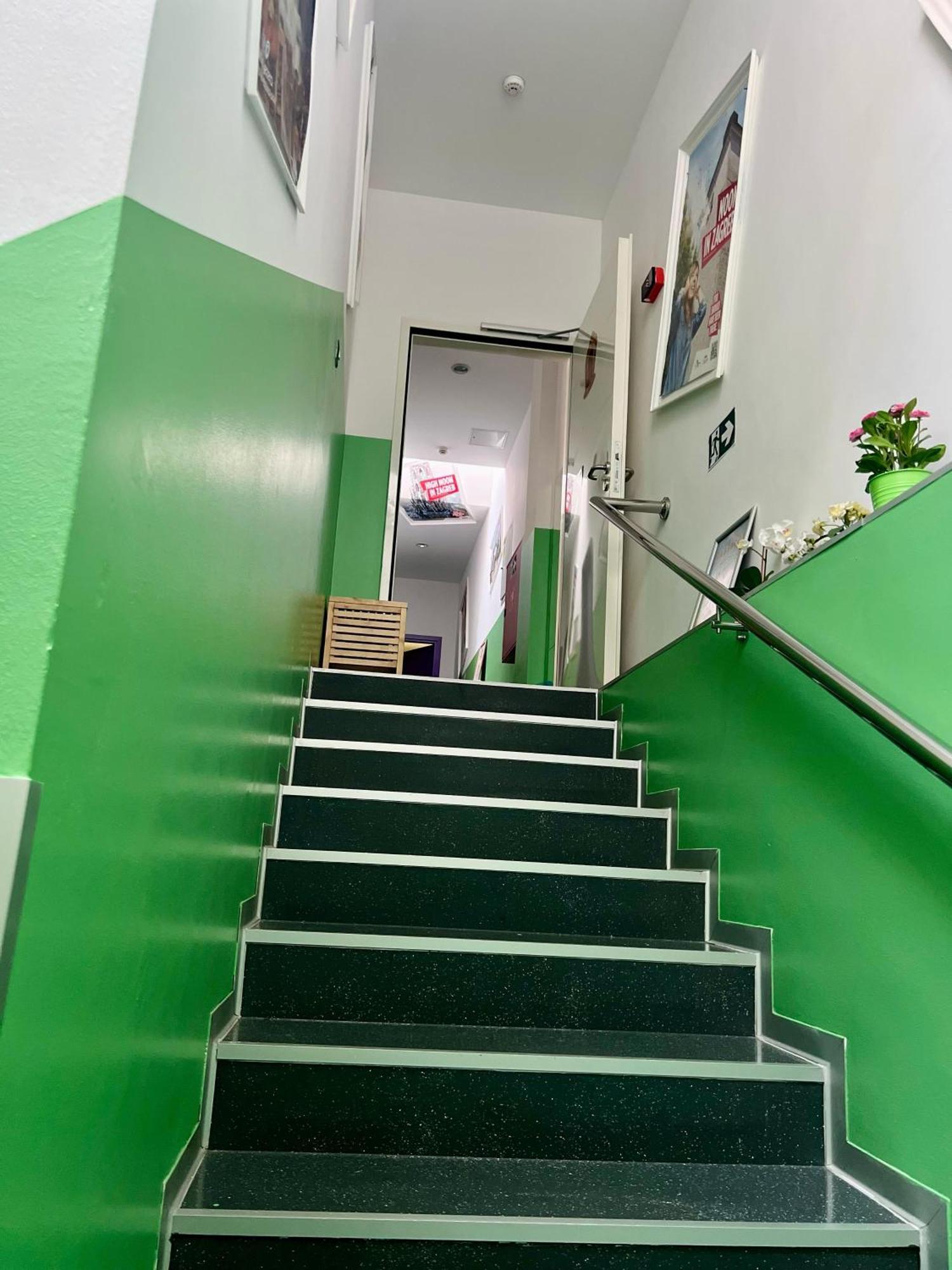 Himalayan Hostel Zagreb Ngoại thất bức ảnh
